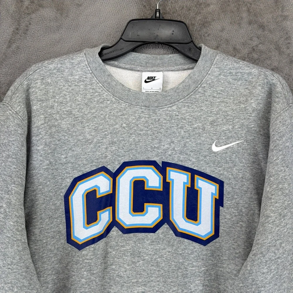 Nike classic crewneck